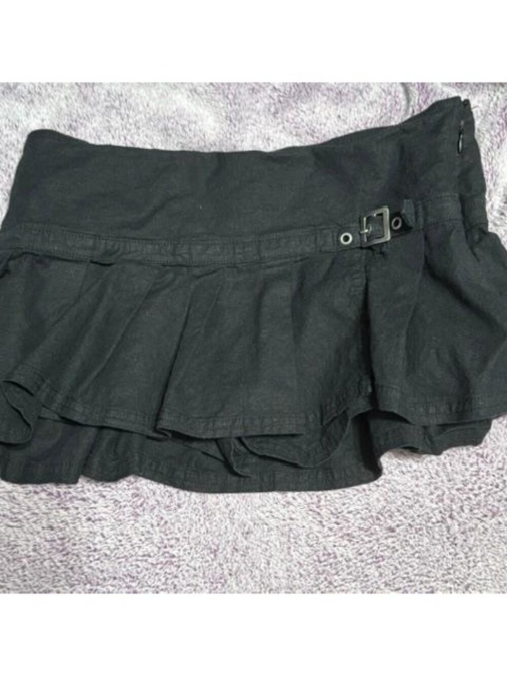 BDG Girls Black Ruffle Skort With Side Buckle | Size XS | Urban Outfitters